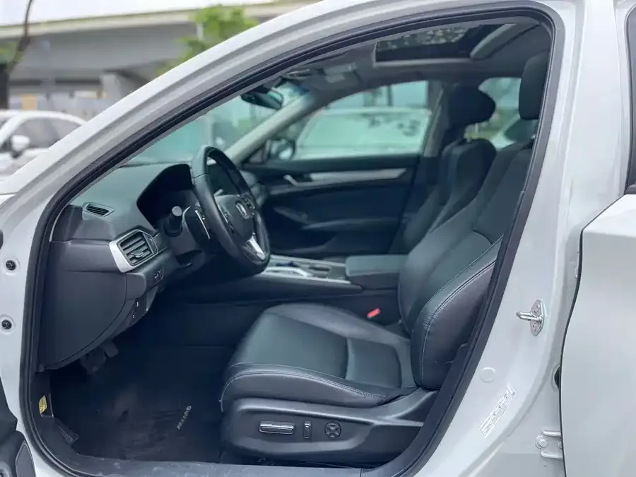 Honda Accord 2022 Accord Hybrid 2.0L Sharp Edition 2022 — миниатюра 2
