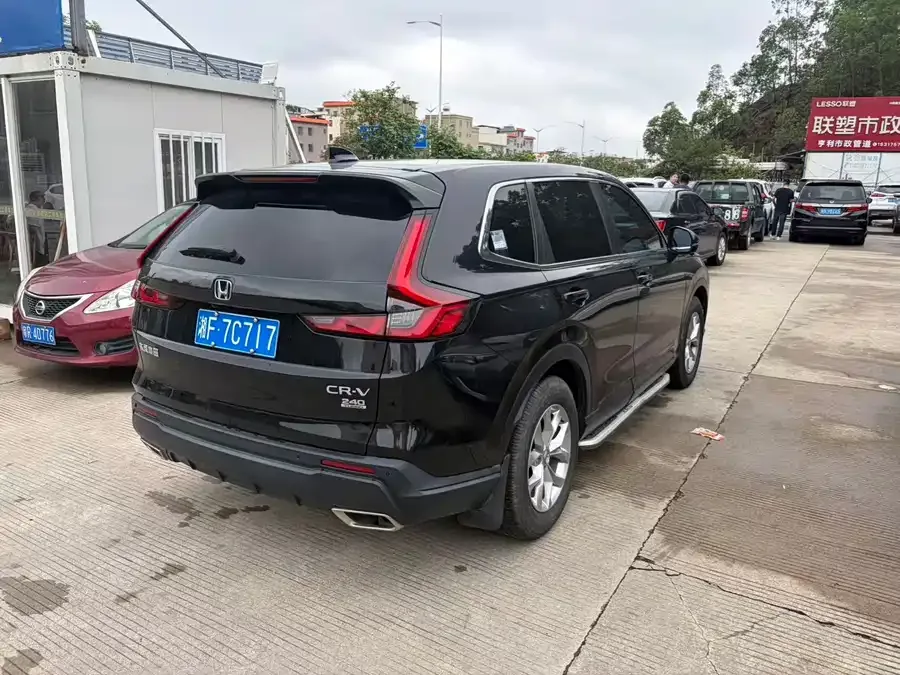 Honda CR-V 2023 240TURBO 2WD Front Edition 5 Seaters 2024 — миниатюра 3