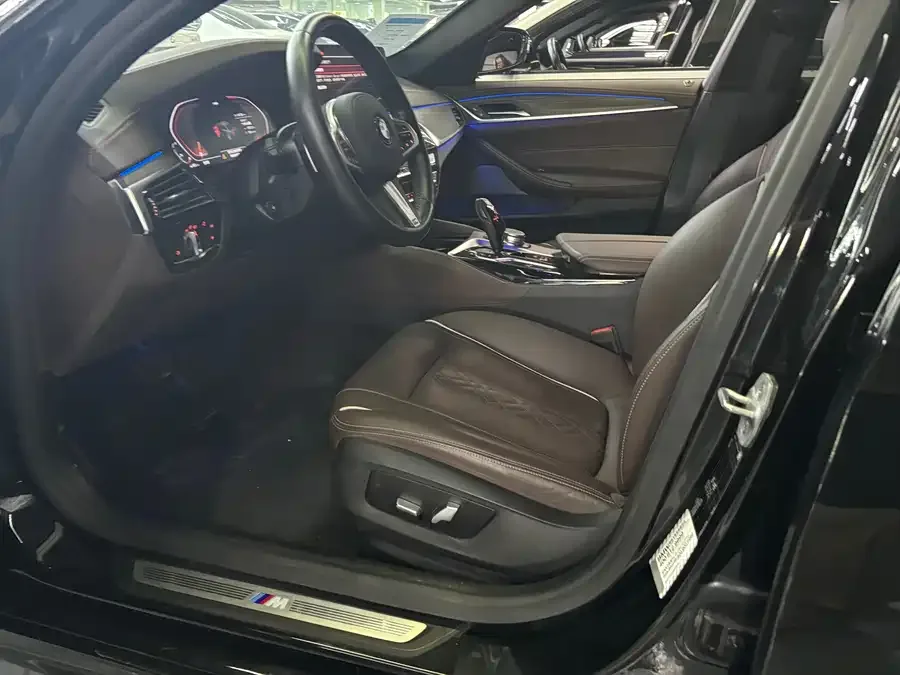 BMW 5 Series BMW 5 Series 2022 530Li Leading M Sport Package 2022 — миниатюра 2
