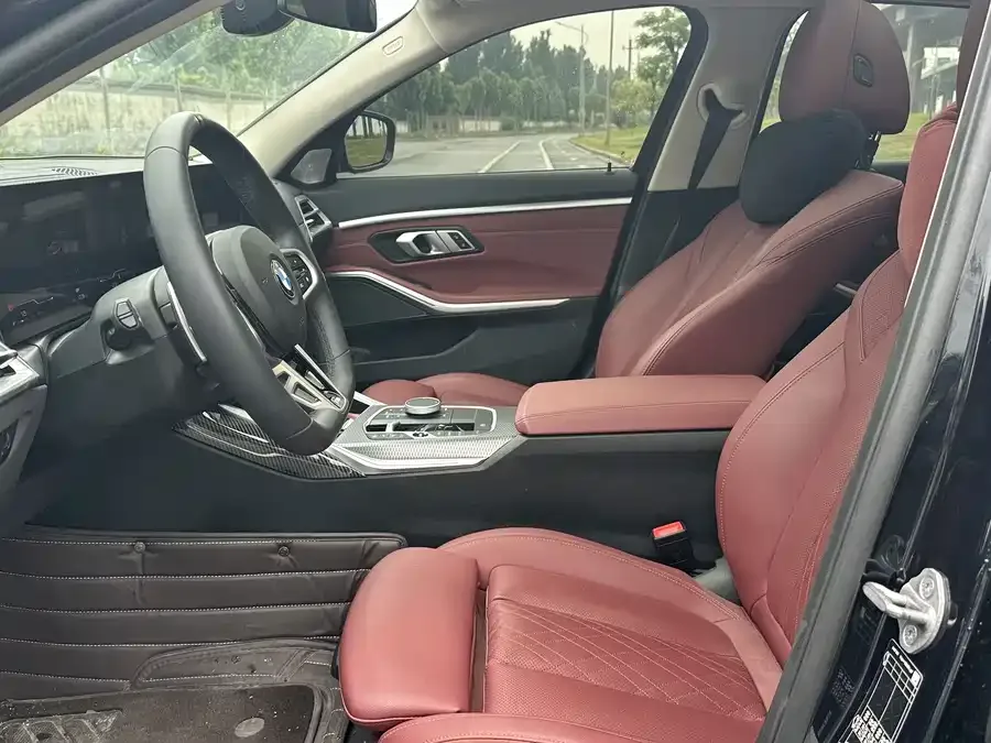 BMW 3 Series BMW 3 Series 2025 330Li M Sport Night Edition 2025 — миниатюра 4