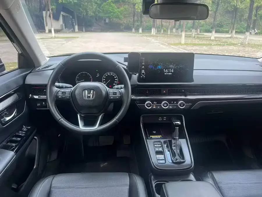 Honda CR-V 2024 240TURBO 2WD Front Edition 5 Seaters 2024 — миниатюра 4