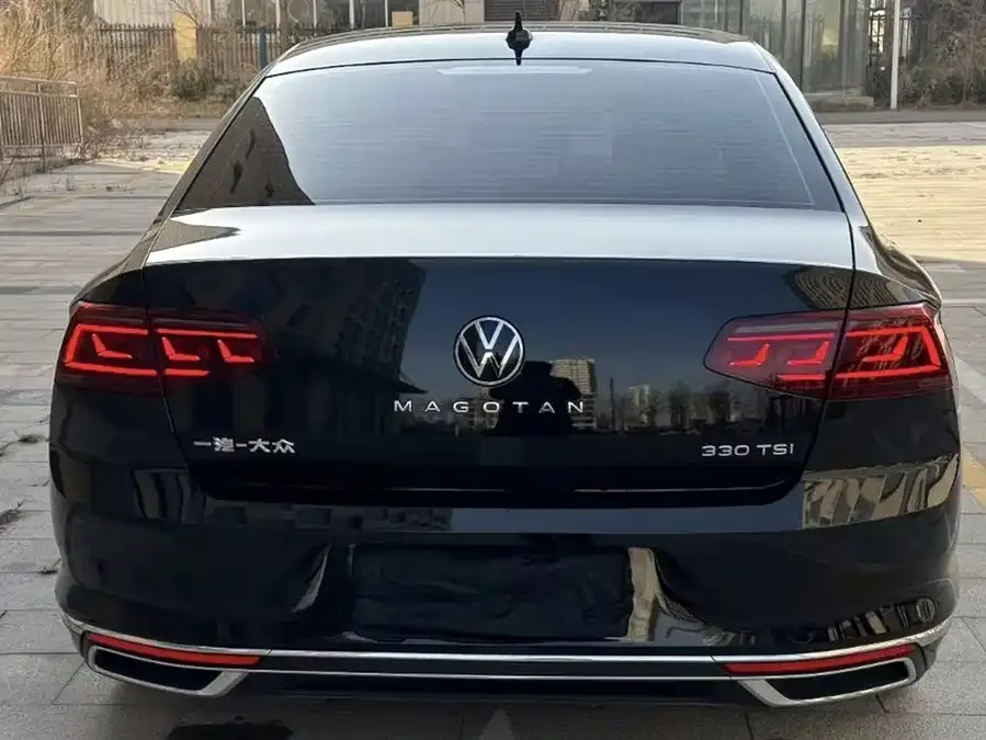 Volkswagen Magotan Magotan 2024 2 million units public enjoyment model 330TSI DSG luxury model 2024 — миниатюра 5
