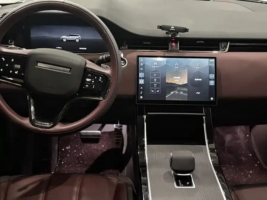 Land Rover Range Rover Aurora 2026 Range Rover Evoque L SE 2025 — миниатюра 2