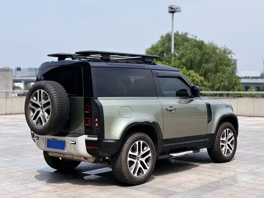 Land Rover guard Land Rover Defender 2022 90 3.0T P400 Dark Special Edition 2022 — миниатюра 5