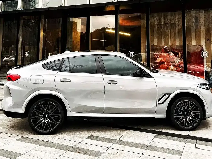 BMW X6 M BMW X6 M 2023 X6 M Thunder Edition 2024 — миниатюра 4
