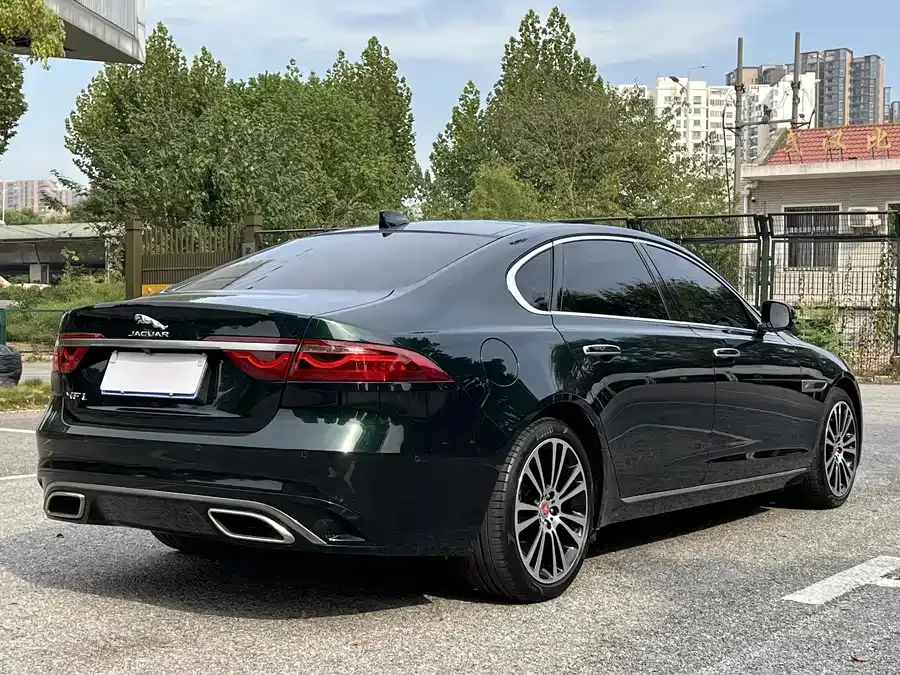 Jaguar XFL 2024 2.0T P250 2WD Luxury Edition 2024 — миниатюра 5