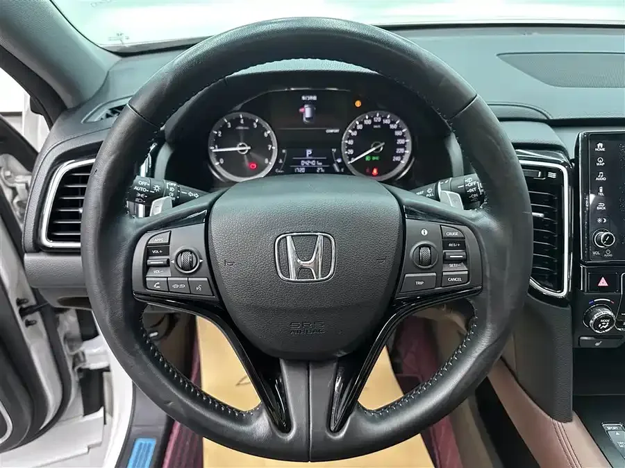 Honda UR-V 2020 370TURBO 2WD Elegant Edition 2023 — миниатюра 3