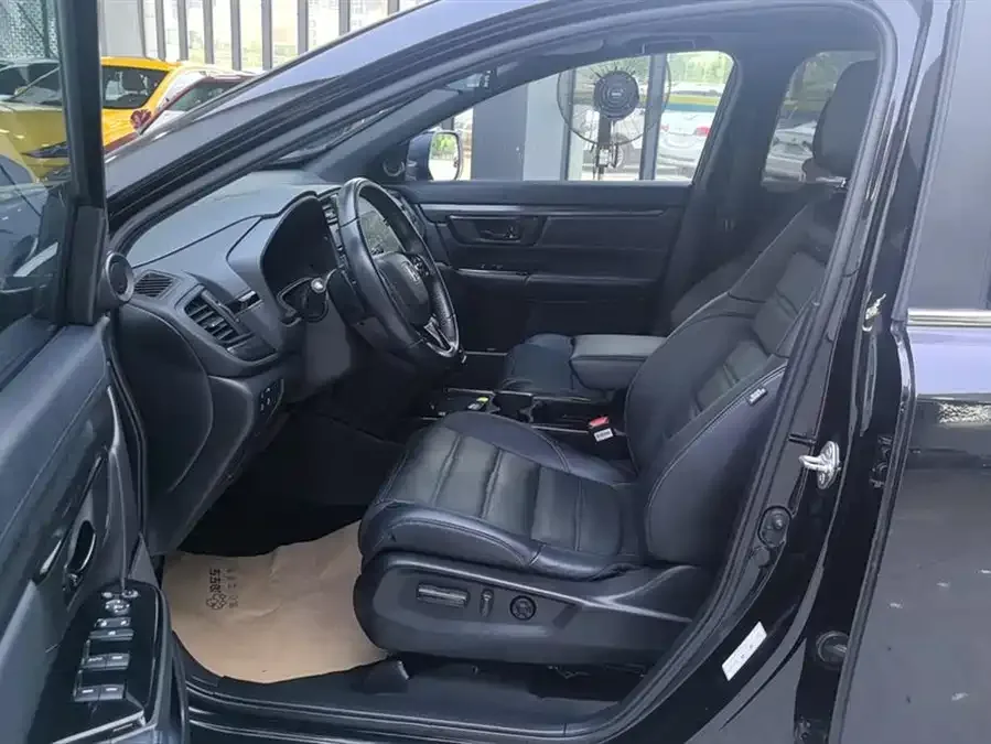 Honda CR-V 2021 240TURBO CVT 2WD Black Jazz Edition 2022 — миниатюра 3