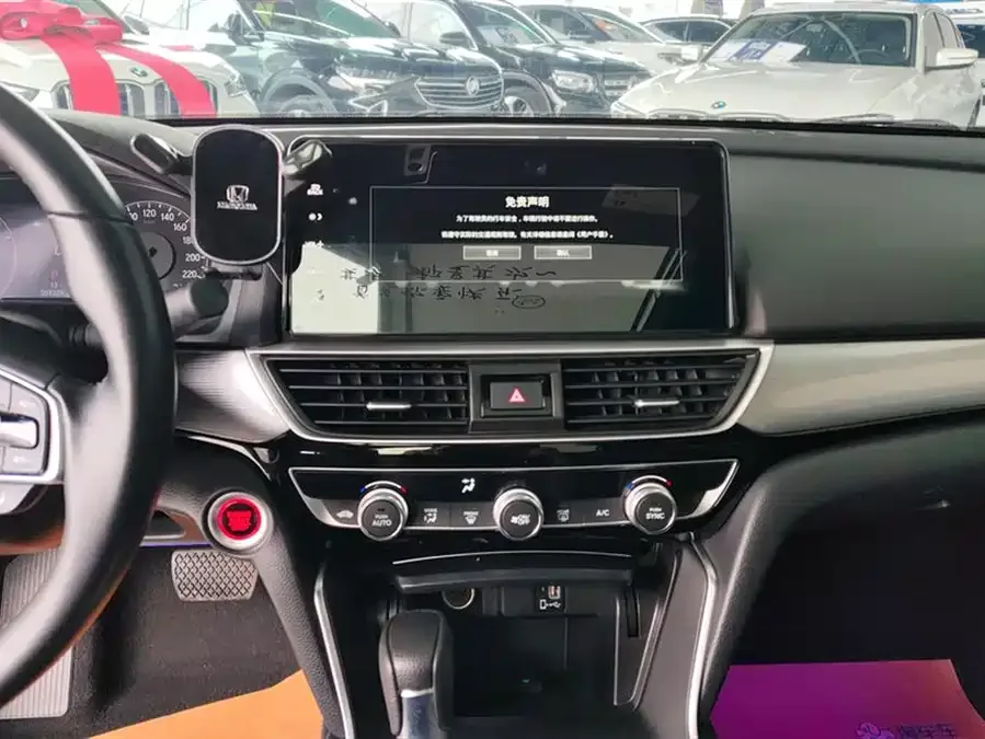 Honda Inspire Inship 2022 260TURBO Exquisite Edition 2022 — миниатюра 4