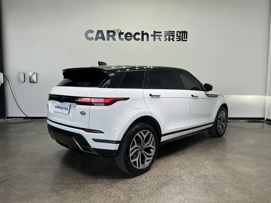 Land Rover Range Rover Aurora Range Rover Aurora 2023 Aurora L 249PS Luxury Edition 2024 — миниатюра 2