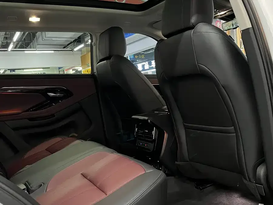 Land Rover Range Rover Aurora Range Rover Aurora 2023 Aurora L 249PS Luxury Edition 2023 — миниатюра 4
