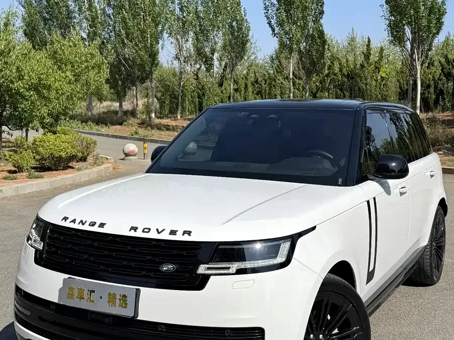 Land Rover Range Rover Range Rover 2023 3.0 L6 400PS Seven-seat Extended Edition 2023 — миниатюра 2