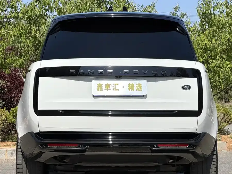 Land Rover Range Rover Range Rover 2023 3.0 L6 400PS Seven-seat Extended Edition 2023 — миниатюра 3