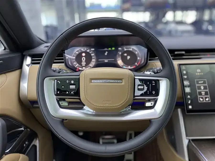 Land Rover Range Rover Range Rover 2024 3.0 L6 400PS Grand Extended Edition 7 Seaters 2024 — миниатюра 4