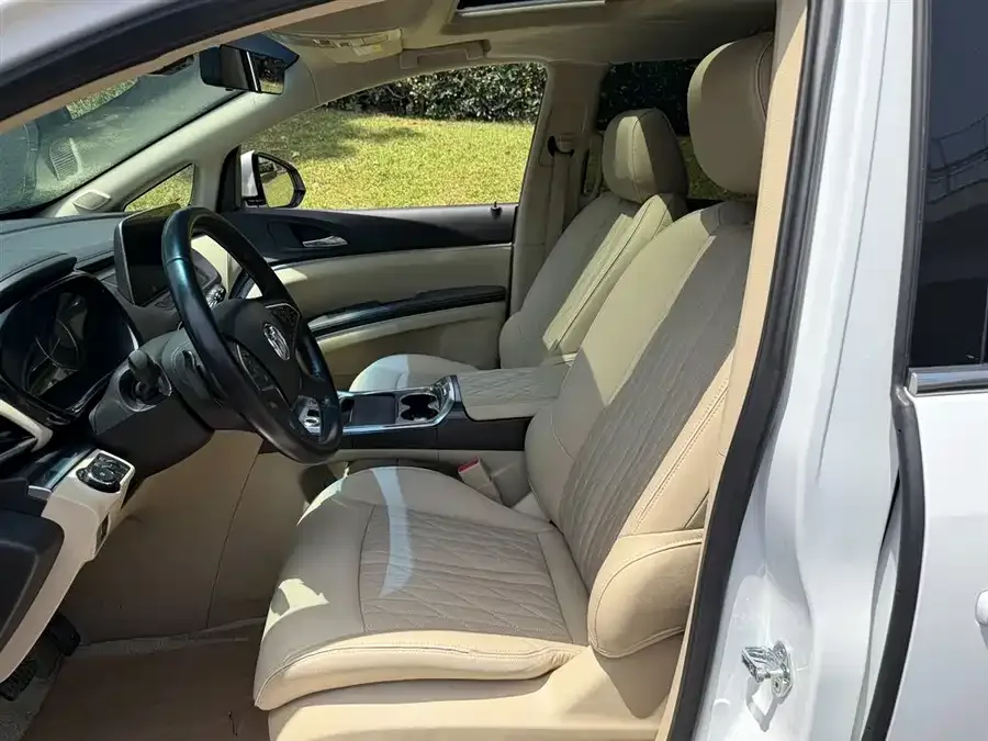 Buick GL8 2023 Land Business Class Premium Edition 2023 — миниатюра 5