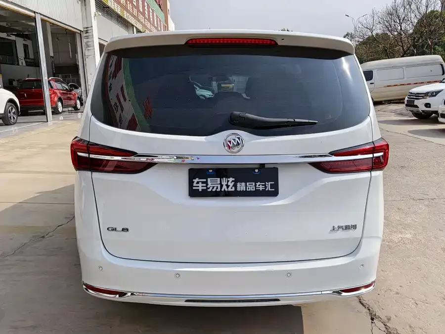 Buick GL8 2023 Land Business Class Comfort Edition 2023 — миниатюра 2
