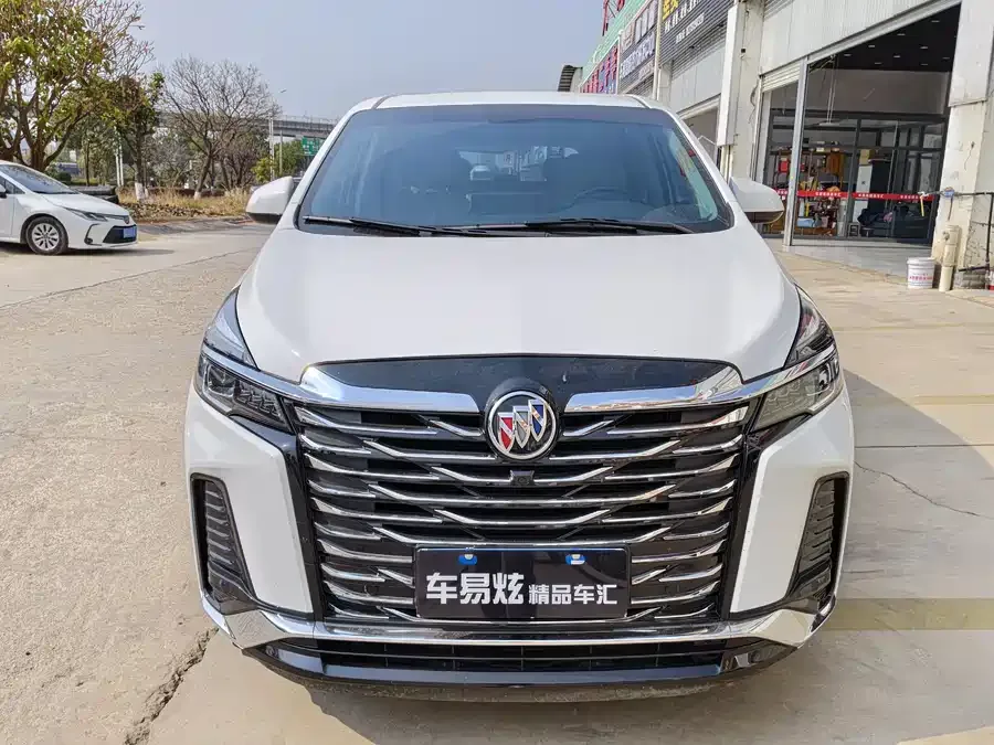 Buick GL8 2023