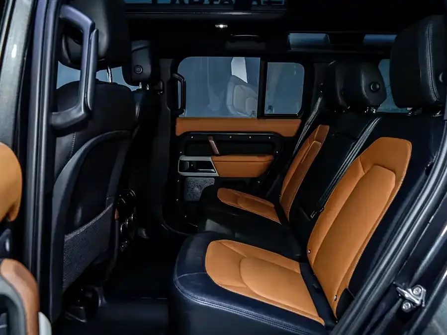Land Rover guard Land Rover Defender 2024 110 3.0T P400 X-DYNAMIC HSE 2024 — миниатюра 3