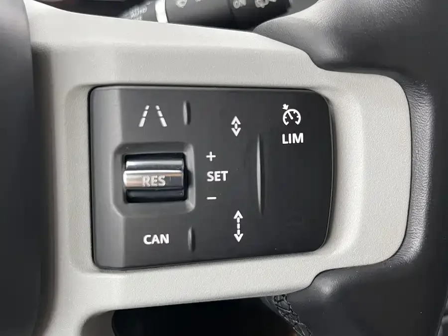 Land Rover guard Land Rover Defender 2022 110 P400 X-DYNAMIC HSE 2022 — миниатюра 2