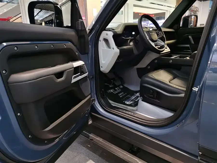 Land Rover guard Land Rover Defender 2023 facelift 110 3.0T P400 X-DYNAMIC HSE 2023 — миниатюра 5