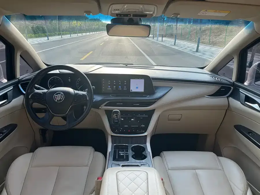 Buick GL8 2022 ES Lu Zun 653T Exclusive model 2022 — миниатюра 2