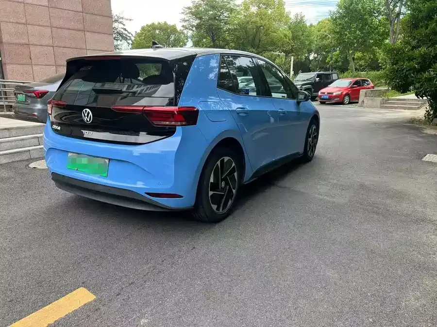 Volkswagen ID.3 Volkswagen ID.3 2024 Outstanding Edition 2024 — миниатюра 3