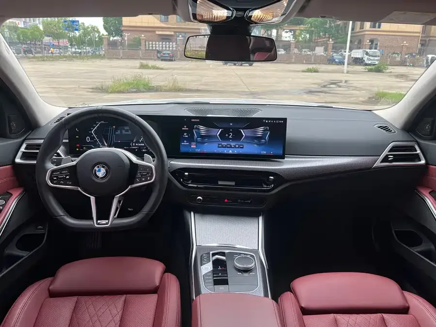 BMW 3 Series BMW 3 Series 2025 330Li M Sport Night Edition 2024 — миниатюра 2