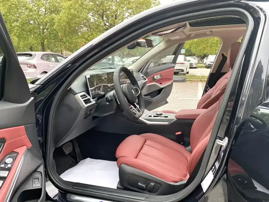 BMW 3 Series BMW 3 Series 2025 325Li M Sport Package 2025 — миниатюра 2