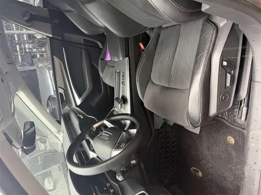 Audi A7L 2022 45 TFSI S-line Dream Future Edition 2023 — миниатюра 3