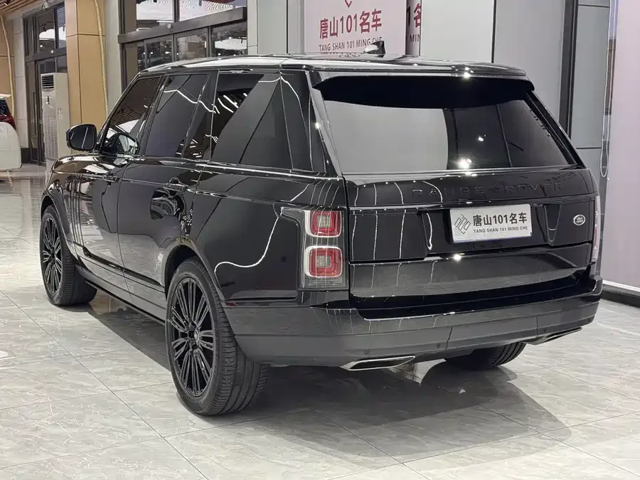 Land Rover Range Rover Range Rover 2022 3.0 L6 360PS Legend Edition 2022 — миниатюра 3