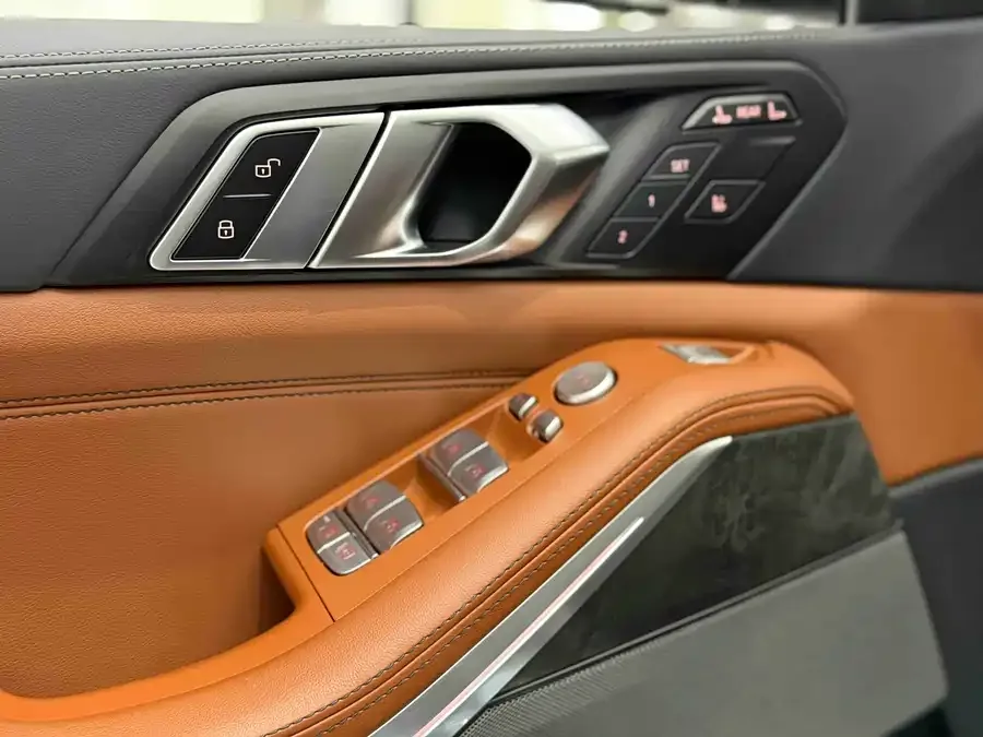 BMW X7 2023 xDrive40i Exclusive M Sport Package 2023 — миниатюра 4