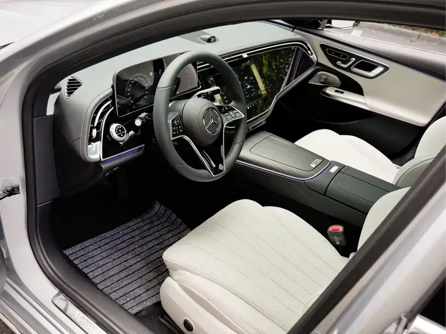 Mercedes-Benz E-Class Mercedes-Benz E-Class 2025 facelift E 300 L Luxury Edition 2025 — миниатюра 3