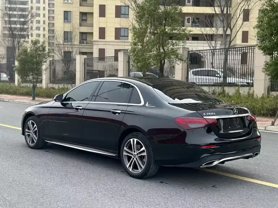 Mercedes-Benz E-Class Mercedes-Benz E-Class 2022 Model 2 E 260 L Sports 2022 — миниатюра 3