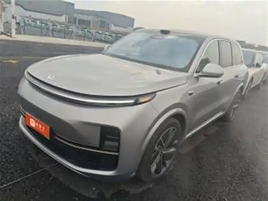 Li Xiang L8 2025