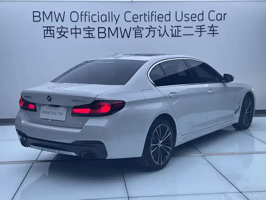 BMW 5 Series BMW 5 Series 2023 530Li Leading M Sport Package 2024 — миниатюра 2