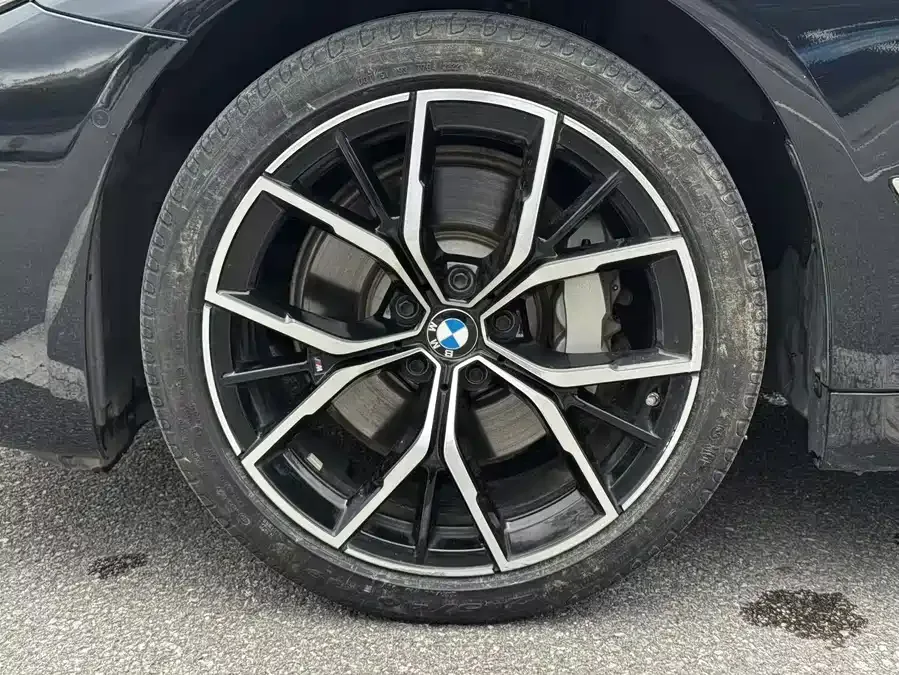 BMW 5 Series BMW 5 Series 2022 Model 2 530Li Exclusive M Sport Package 2022 — миниатюра 3