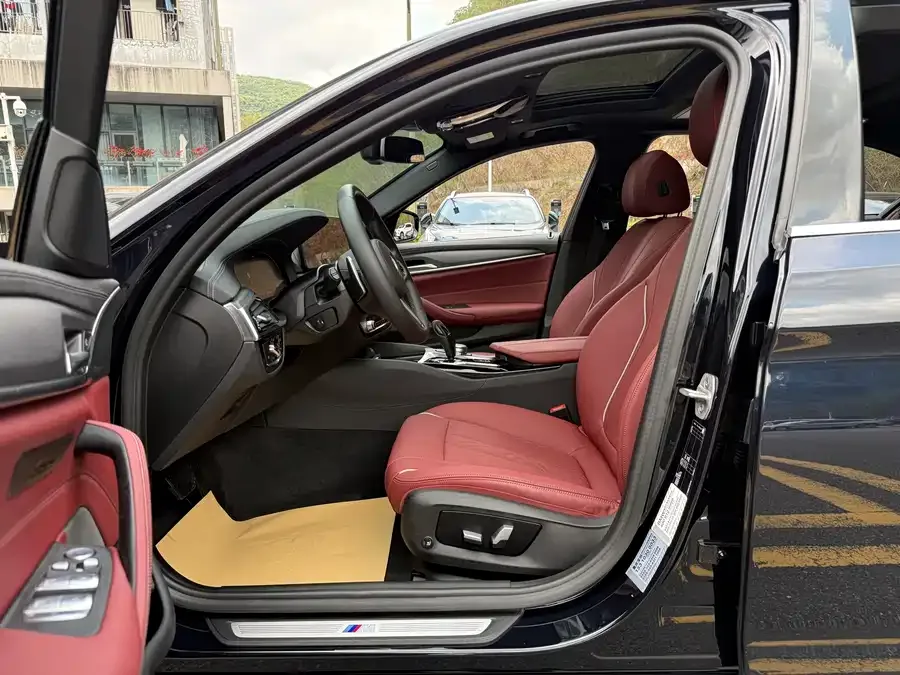 BMW 5 Series BMW 5 Series 2022 facelift 530Li Leading M Sport Package 2022 — миниатюра 2