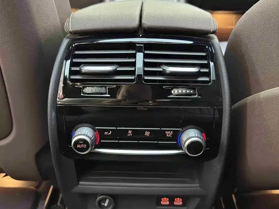 BMW 5 Series BMW 5 Series 2023 530Li Exclusive M Sport Package 2023 — миниатюра 4