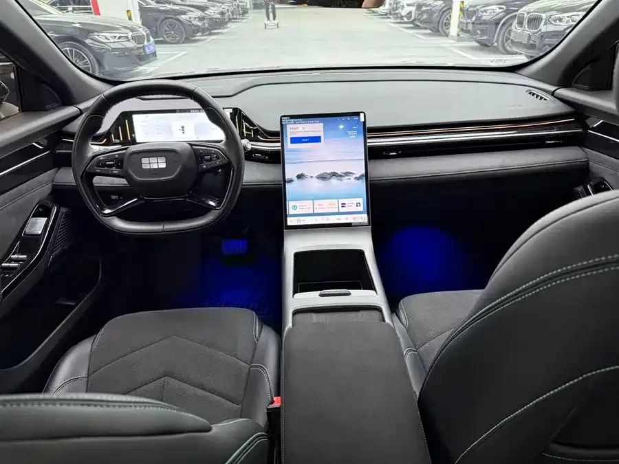 Geely Galaxy L6 Galaxy L6 2024 125km Creative Edition 2024 — миниатюра 3