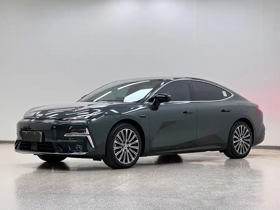 Geely Galaxy Star 8 Galaxy Star 8 2025 130km EM-i Flagship Edition 2025 — фото 1, купить с доставкой в Москву