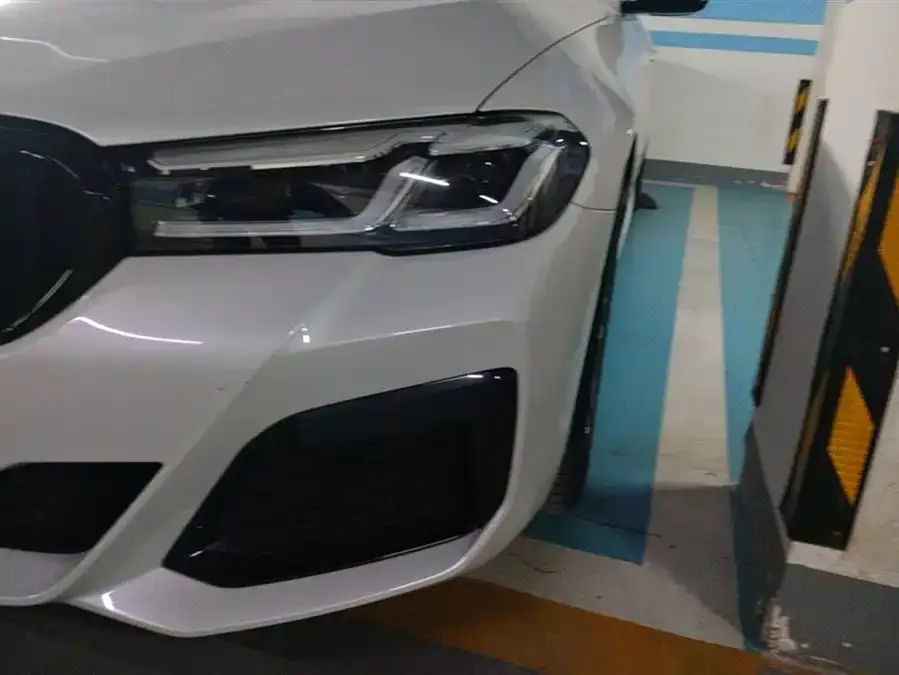 BMW 5 Series BMW 5 Series 2022 facelift 525Li M sports package 2023 — миниатюра 2