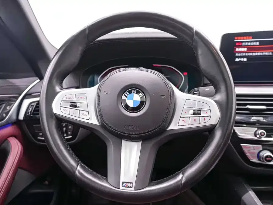BMW 5 Series BMW 5 Series 2022 facelift 525Li M sports package 2023 — миниатюра 4