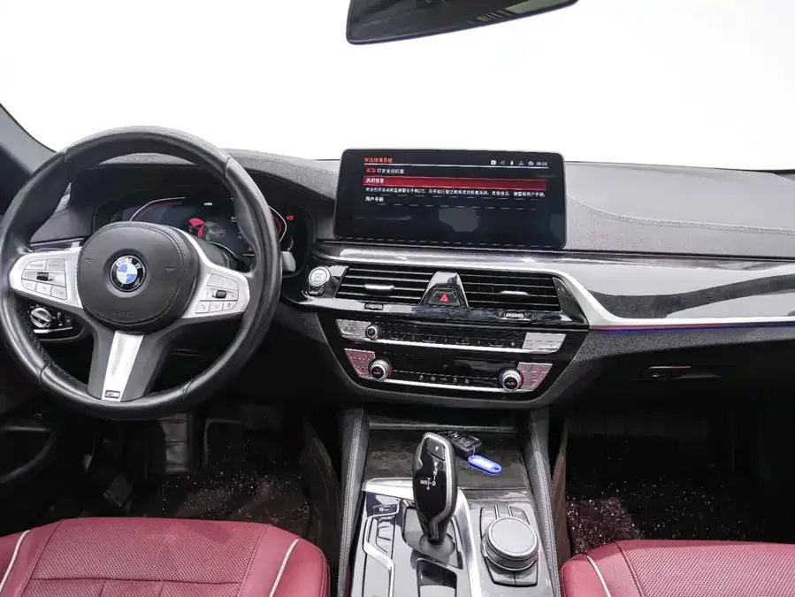 BMW 5 Series BMW 5 Series 2022 facelift 525Li M sports package 2023 — миниатюра 5