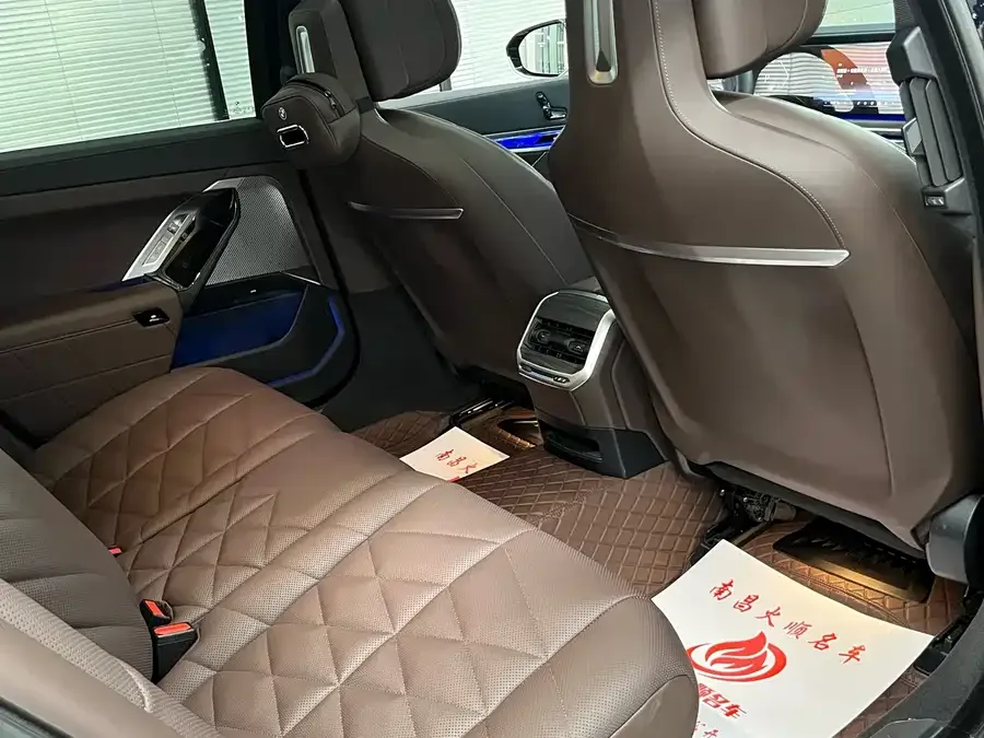 BMW 7 Series BMW 7 Series 2023 735Li M Sport Package 2024 — миниатюра 4