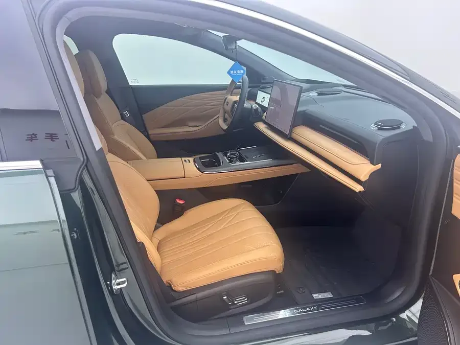 Geely Galaxy Star 8 Galaxy Star 8 2025 130km EM-P Starship Edition 2025 — миниатюра 4