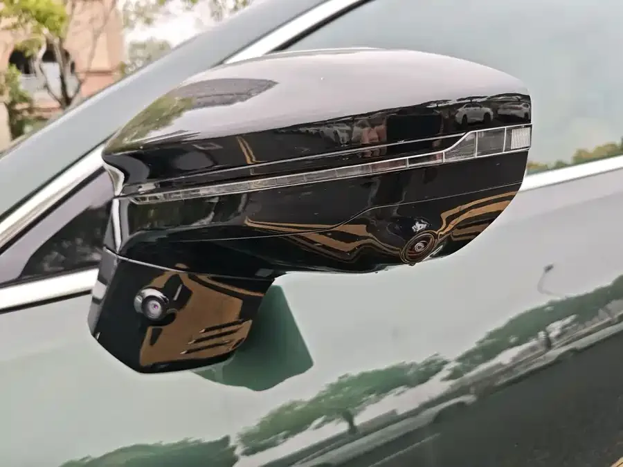 Geely Galaxy Star 8 Galaxy Star 8 2025 130km EM-i Flagship Edition 2025 — миниатюра 3