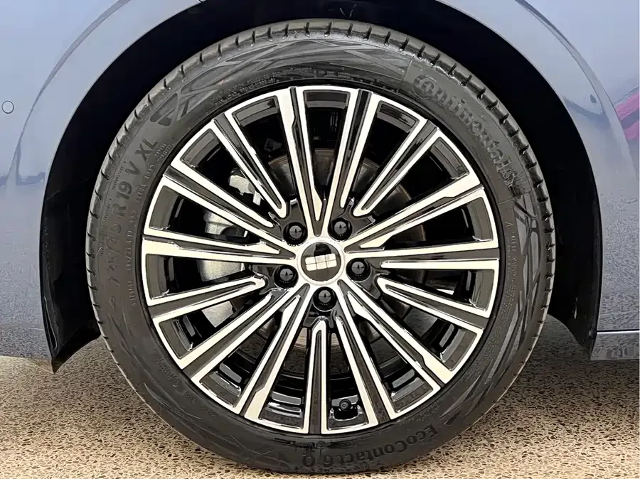 Geely Galaxy A7 EM Galaxy A7 EM 2025 EM-i 150km Starship Edition 2025 — миниатюра 3