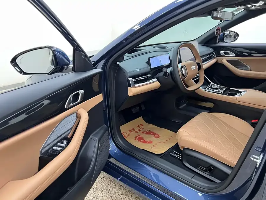 Geely Galaxy A7 EM Galaxy A7 EM 2025 EM-i 150km Starship Edition 2025 — миниатюра 4
