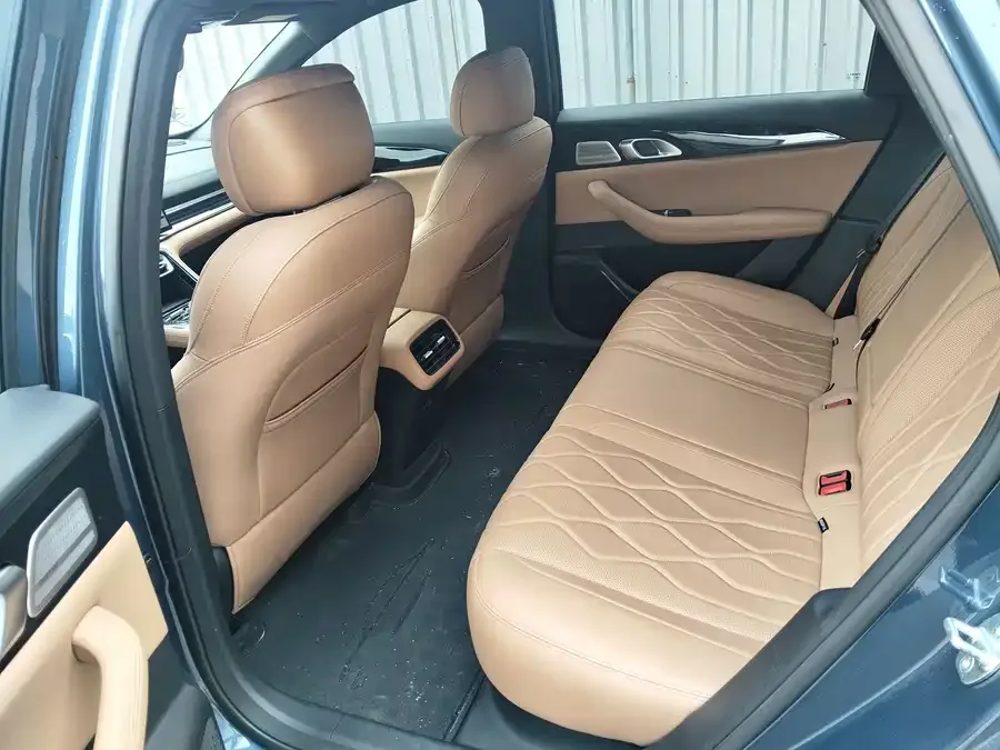 Geely Galaxy A7 EM Galaxy A7 EM 2025 EM-i 150km Starship Edition 2025 — миниатюра 5