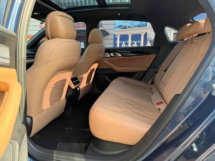 Geely Galaxy A7 EM Galaxy A7 EM 2025 EM-i 150km Starship Edition 2025 — миниатюра 3